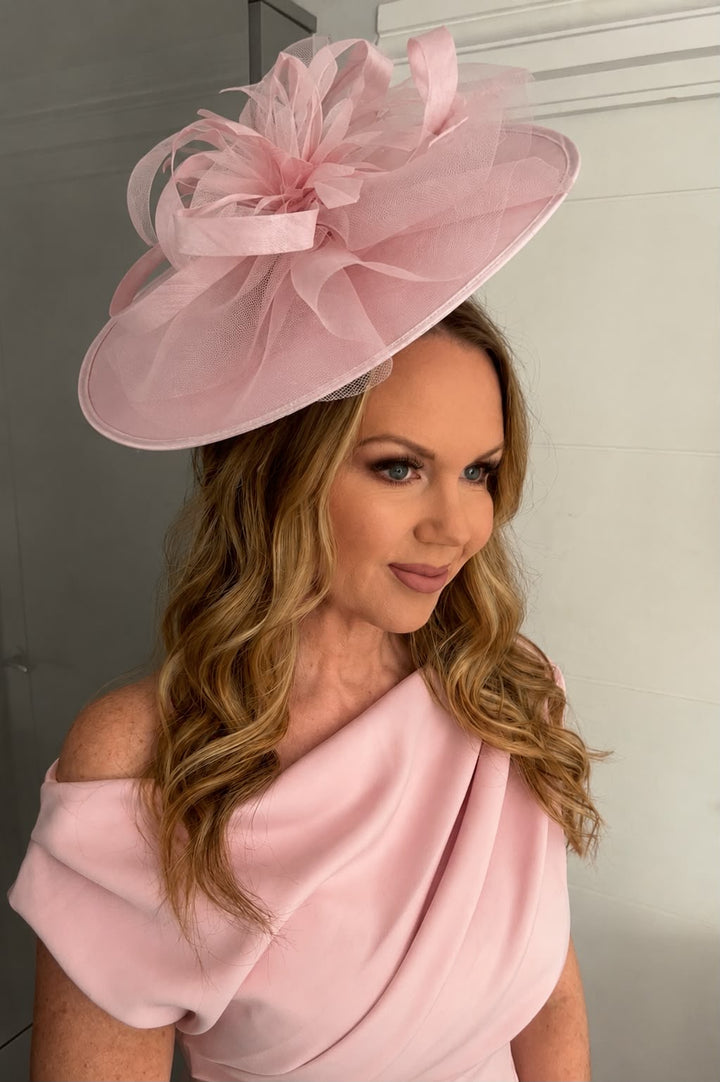 Luna Dusty Pink Floral Hatinator