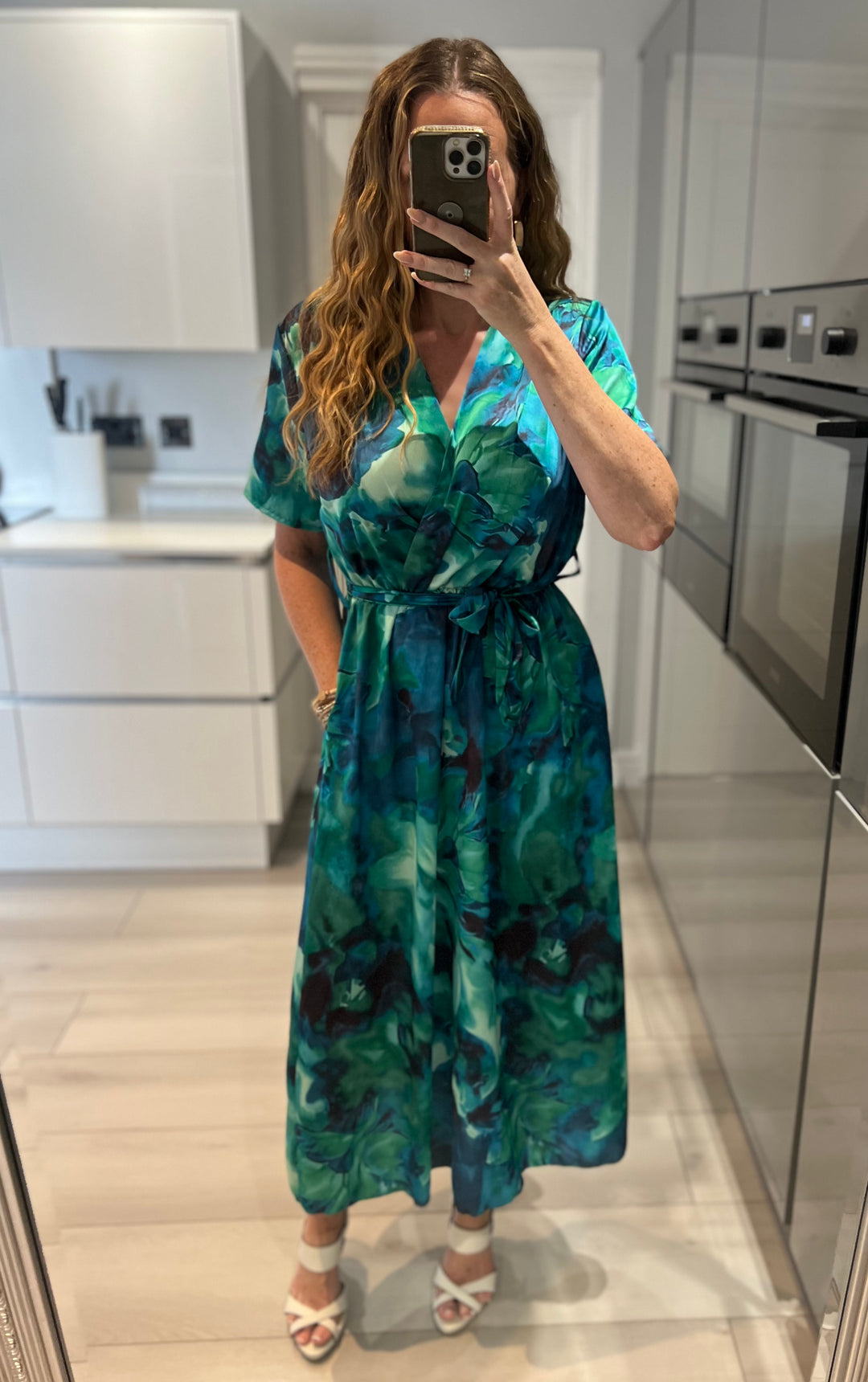 Rochelle Green & Blue Abstract Short Sleeve Belted Maxi Dress With Pockets