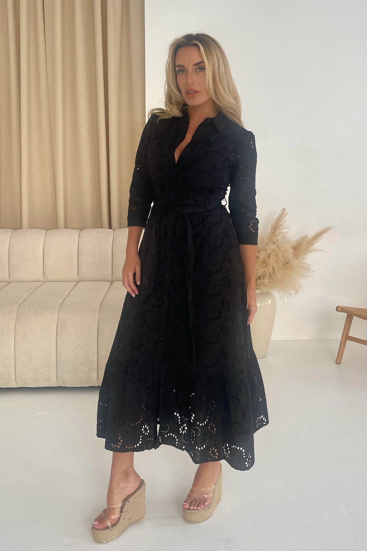 Michelle Black Broderie Anglaise Belted Midaxi Shirt Dress Michelle Black Broderie Anglaise Belted Midaxi Shirt Dress