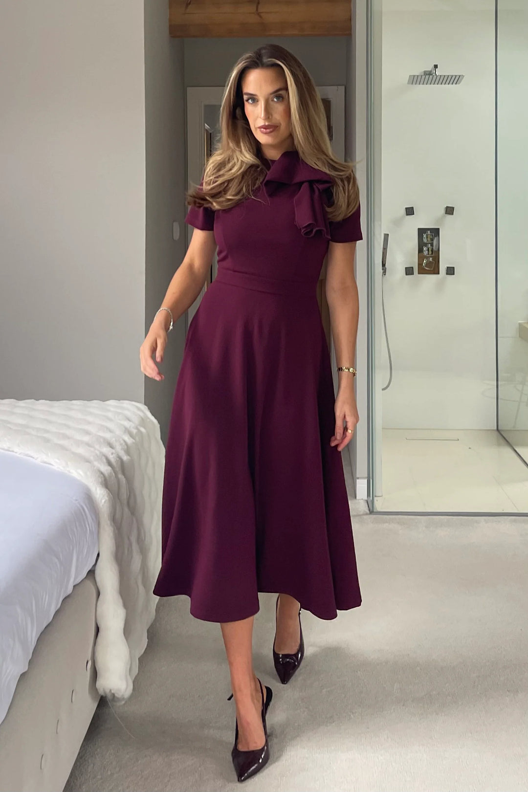 Minta Burgundy Plum Bow Detail Short Sleeve Midi Dress