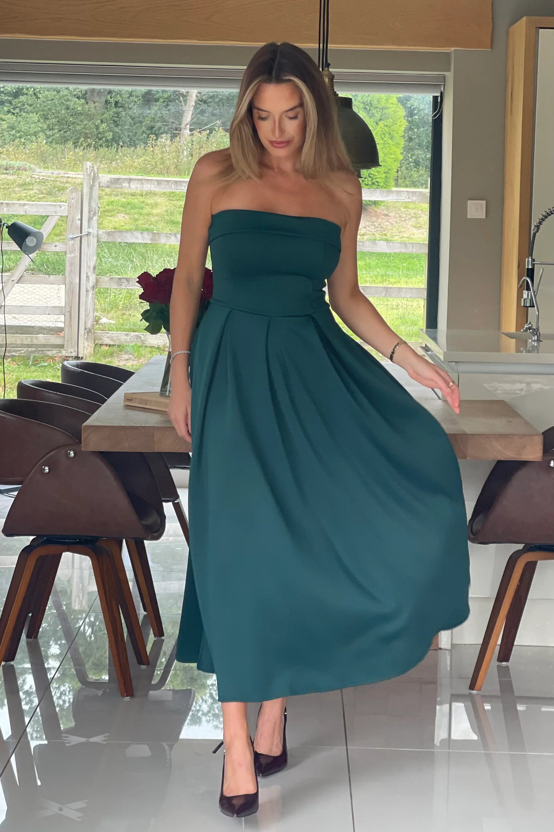 Danni Emerald Green Strapless Bandeau Midi Dress With Pockets