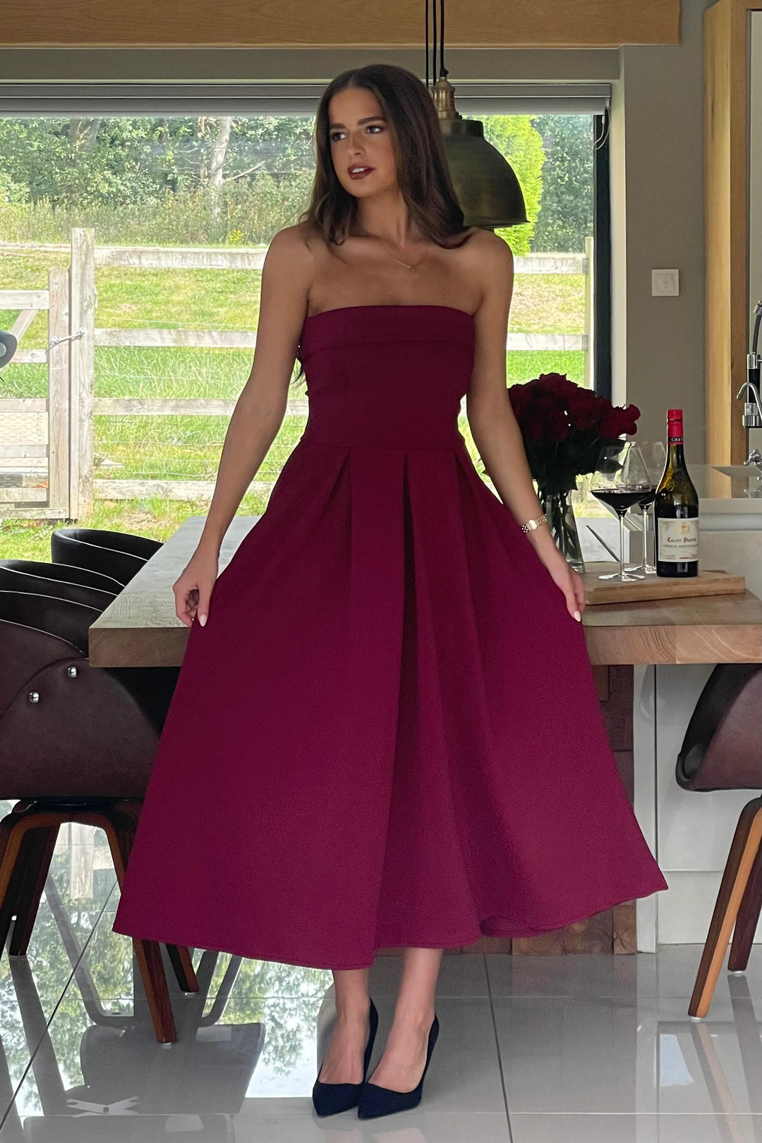 Danni Wine Strapless Bandeau Midi Dress With Pockets | LittleMadam Danni Wine Strapless Bandeau Midi Dress With Pockets | LittleMadam