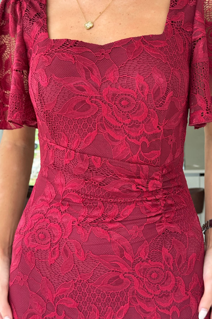 Heidi Berry Lace Ruched Short Sleeve Midi Dress
