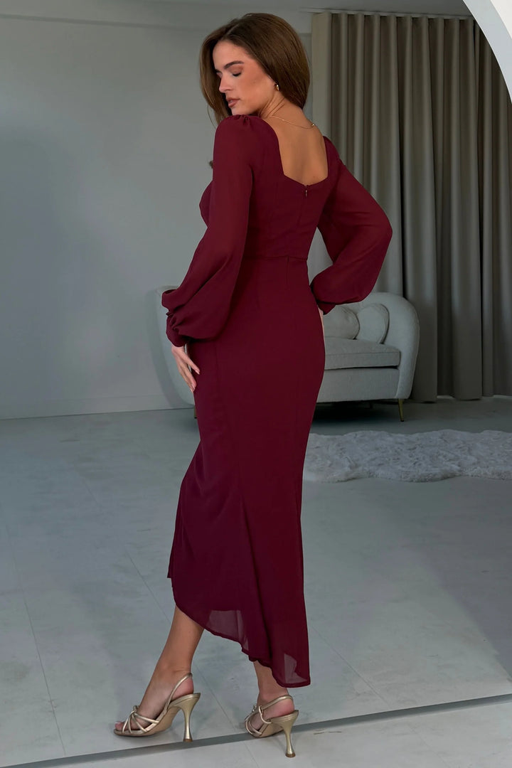 Mina Berry Sweetheart Neckline Long Sleeve Ruched Detail Midi Dress