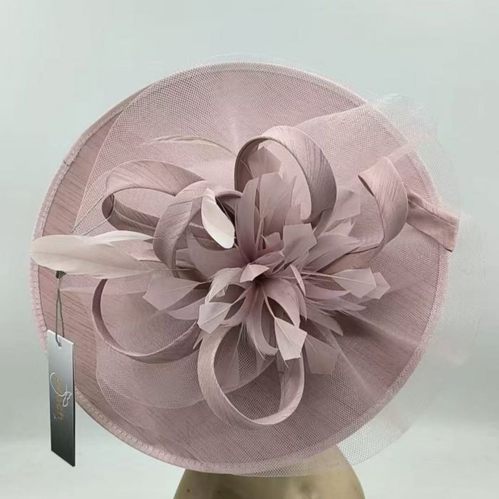 Luna Dusty Pink Floral Hatinator