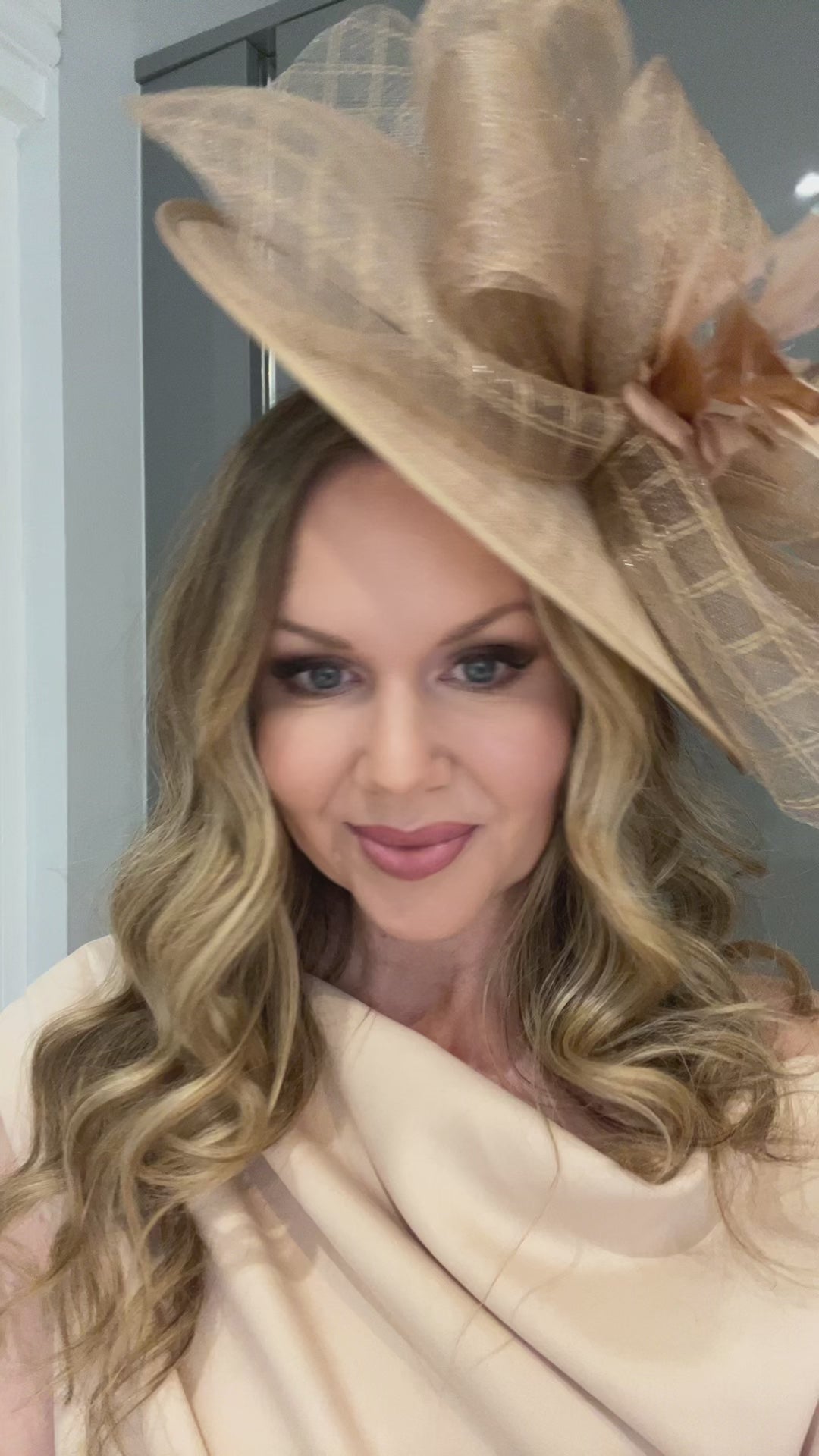 Aurelia Nude Champagne Floral Bow Large Fascinator (PRE-ORDER TO SHIP IN MAY)